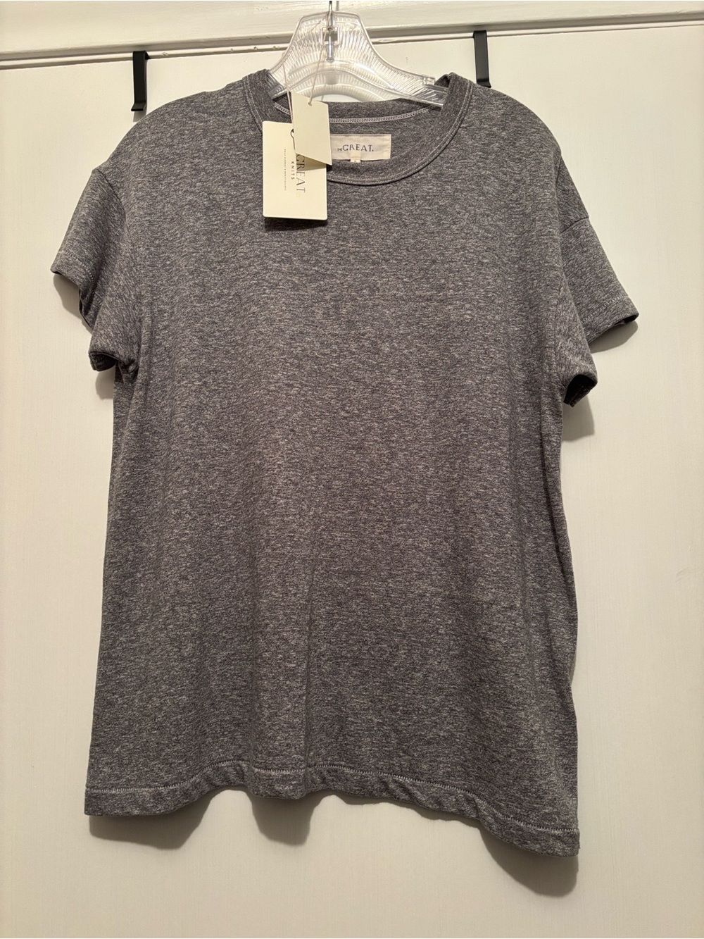 THE GREAT. Heathered Gray Short Sleeve Crewneck Tee
